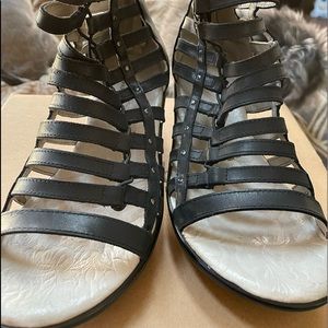 Jambu size 9 gladiator sandals